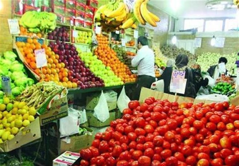 میوه فروشی‌ها تعطیل نمی شوند/ توزیع سیب و پرتقال تنظیم بازاری از فردا در 200 واحد صنفی