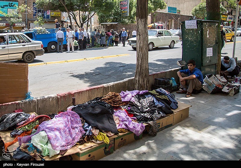 کرونا بازار شب عید دستفروشان را هم کساد کرد