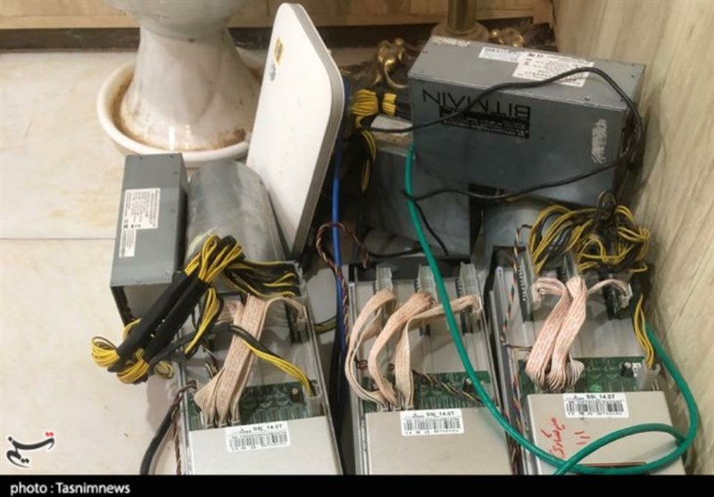 استخراج 3 بیت کوین در بورس تهران با ماینرهای غیرمجاز