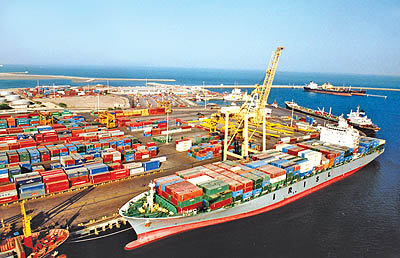 واردات 30 میلیون تن کالای اساسی/ 14.7 میلیارد دلار با ارز 4200