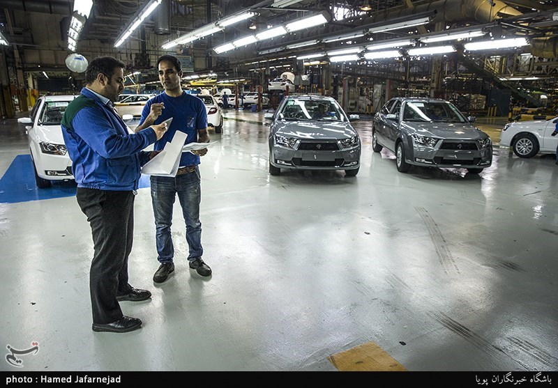 بازارگردانی ایران خودرو و 3 شرکت دیگر در بورس آغاز شد