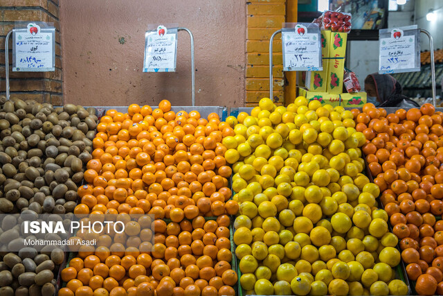 توزیع 11 تن میوه تنظیم بازار در شهر کلاله در آستانه عید نوروز