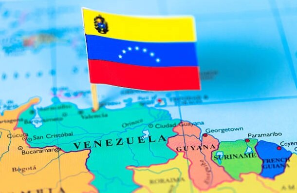 اقتصاد ونزوئلا 35 درصد کوچک‌تر می‌شود!
