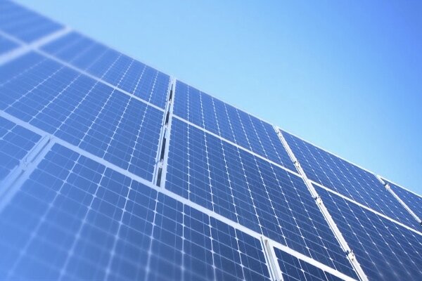 نصب 71 کیلووات ساعت نیروگاه خورشیدی جدید در منازل