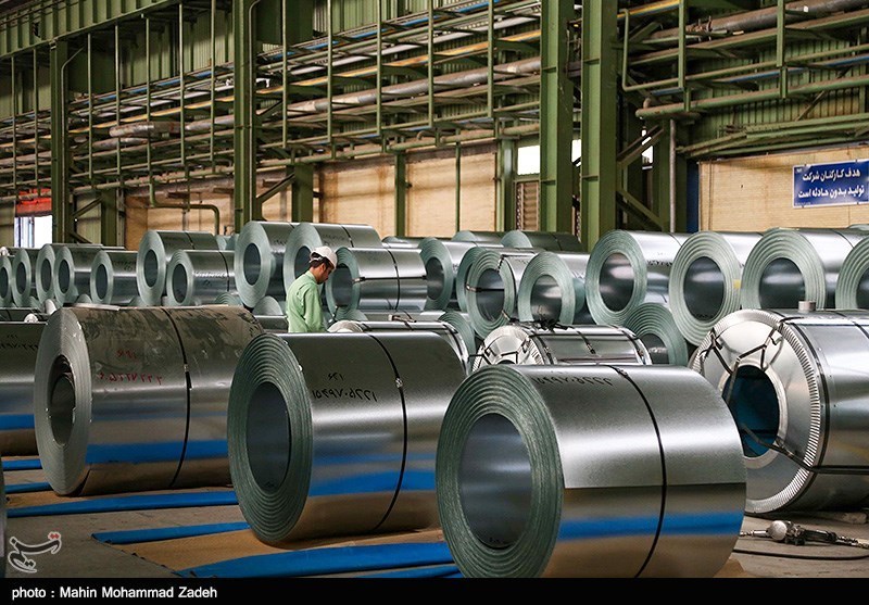 صادرات فولاد بدون مجوز وزارت صمت ممنوع شد